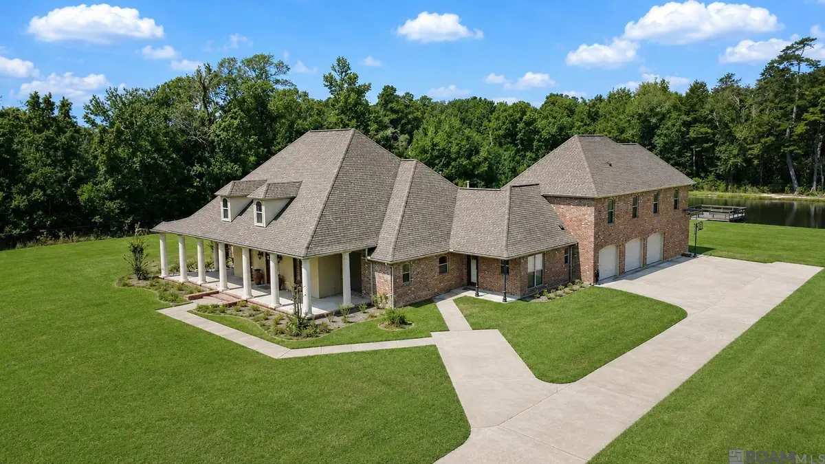 34925 Perkins Rd, Denham Springs, LA 70706 - #1