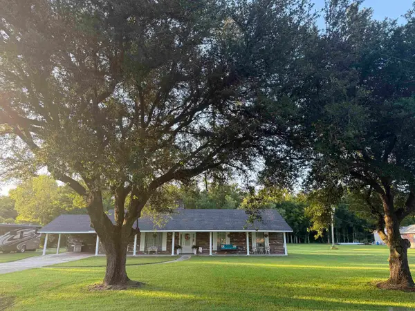 65730 Tot Carline Dr, Plaquemine, LA 70764