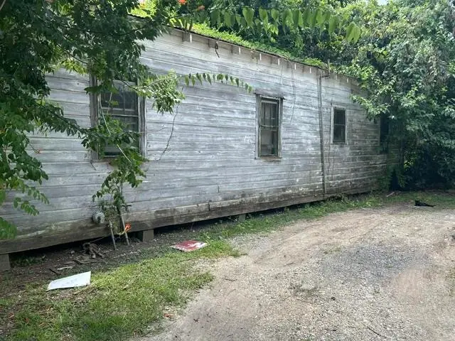 930 Cherry St, Morgan City, LA 70380 - #2