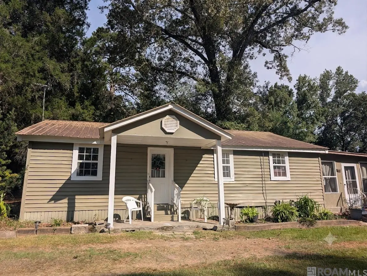 2733 Carolyn Sue Dr, Jackson, LA 70748 - #1