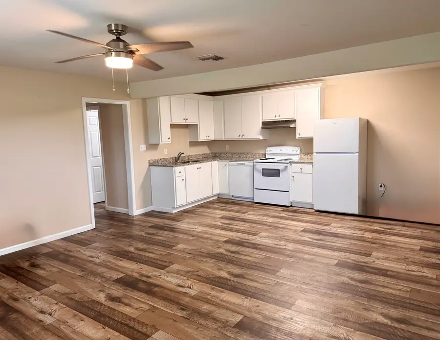 112 & 114 Enterprise Ave, Patterson, LA 70392 - #3
