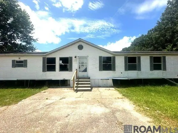 2164 Sagona Rd, Donaldsonville, LA 70346