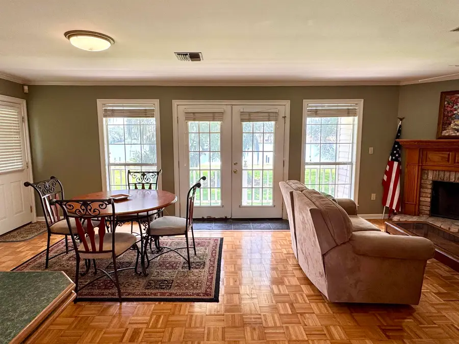 1086 Victoria Riverside Road, Patterson, LA 70392 - #3
