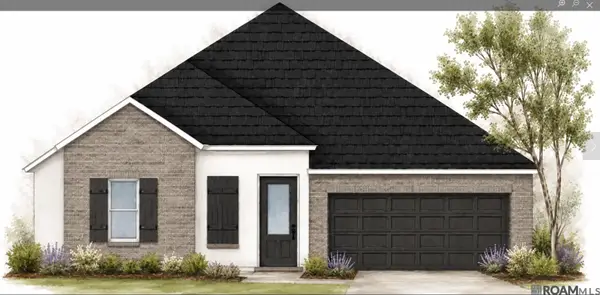 9504 South Creek Dr, Denham Springs, LA 70726