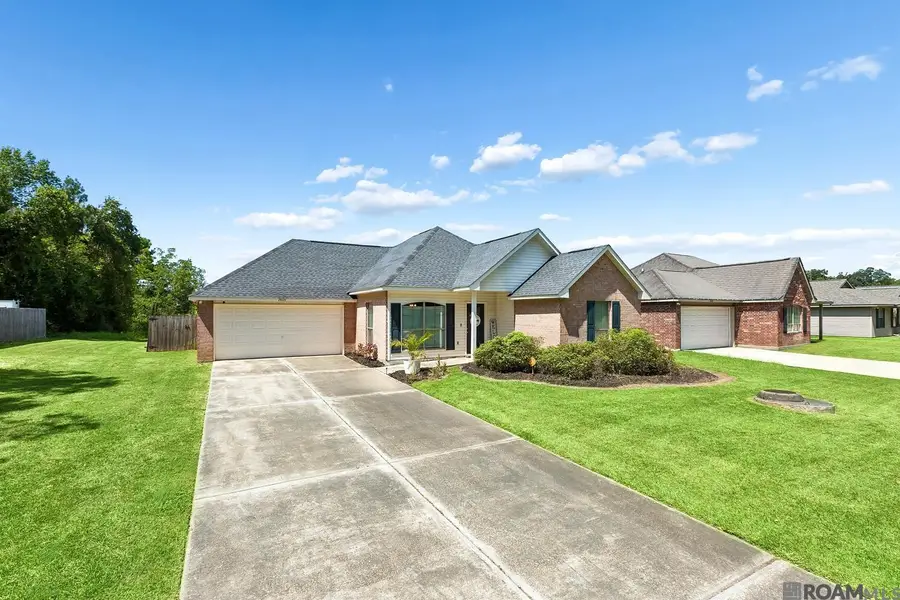 26115 Bobby Gill Rd, Denham Springs, LA 70726 - #2