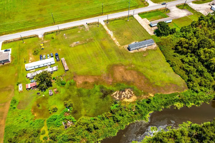 3158 Grand Caillou, Houma, LA 70363 - #3