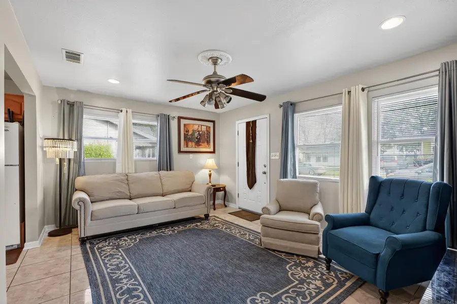 4578 Feliciana Dr, New Orleans, LA 70126 - #2