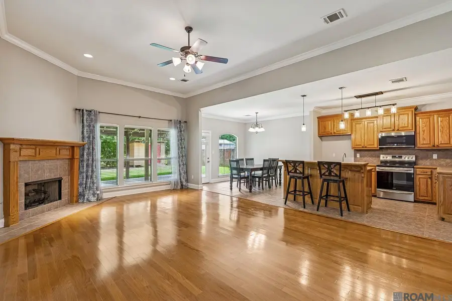 16348 Turning Leaf Dr, Prairieville, LA 70769 - #3