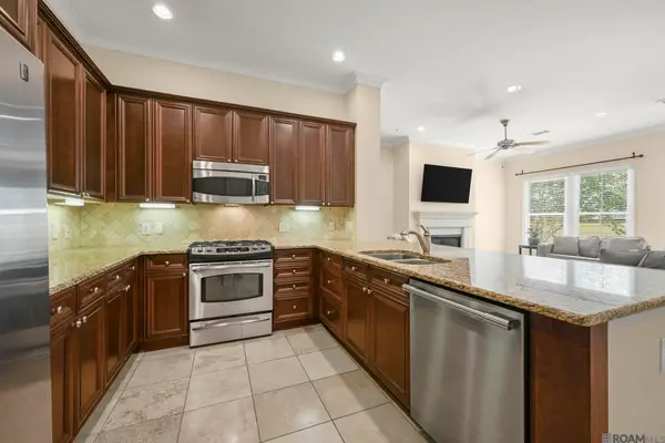 990 Stanford Ave #223, Baton Rouge, LA 70808