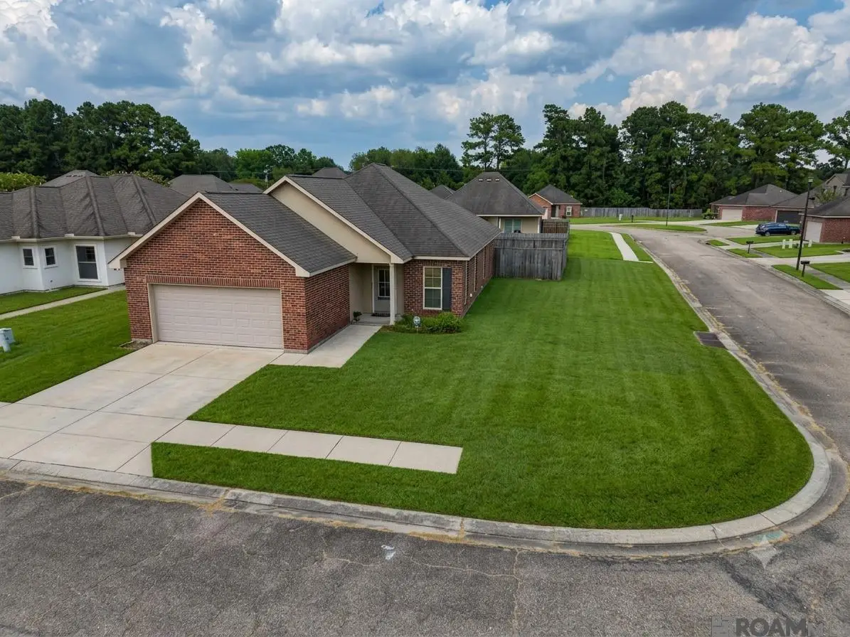 6751 Silver Springs Dr, Central, LA 70739 - #1