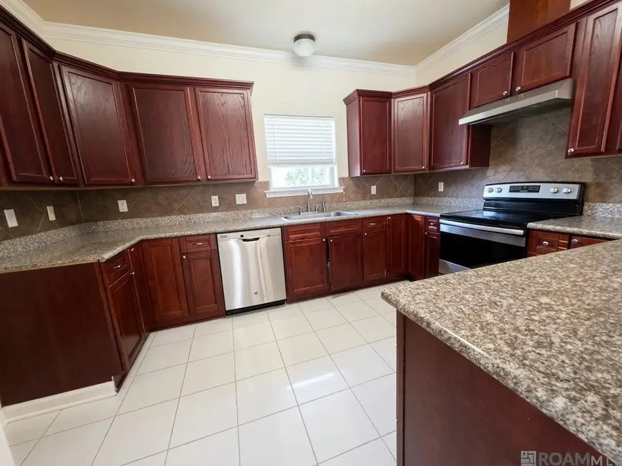 6751 Silver Springs Dr, Central, LA 70739 - #3