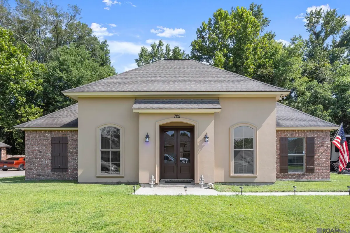 722 E Oak Haven St, Gonzales, LA 70737 - #1