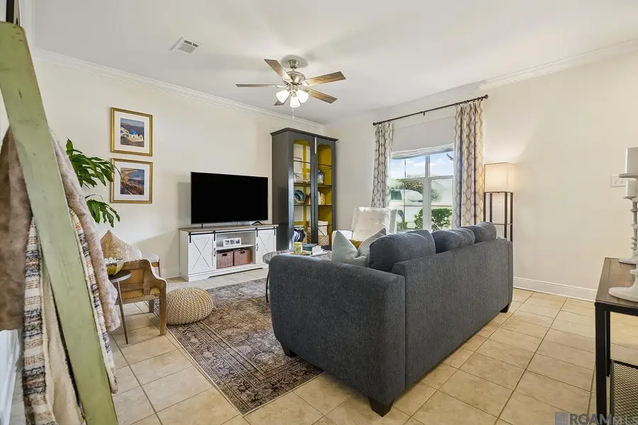 10600 Lakes Blvd #705, Baton Rouge, LA 70810 - #2