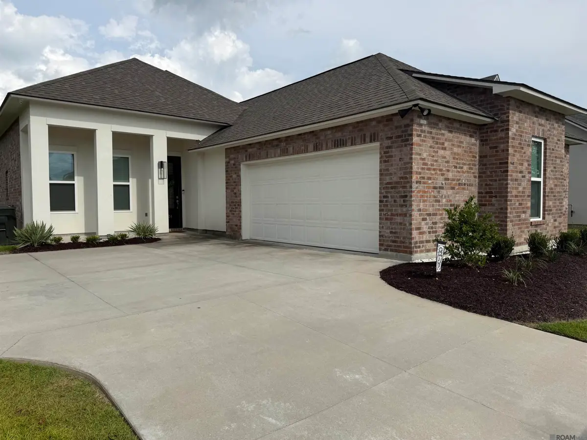 14024 Trailhead Dr, Gonzales, LA 70737 - #1