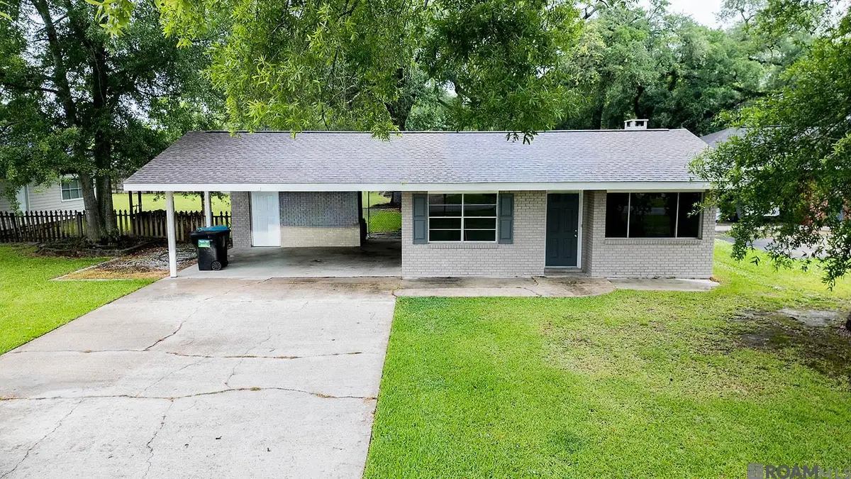 230 W Chestnut St, Ponchatoula, LA 70454 - #1