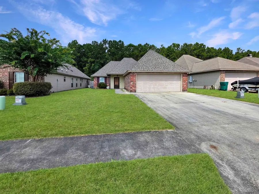 28315 Lake Bistineau Dr, Livingston, LA 70754 - #2