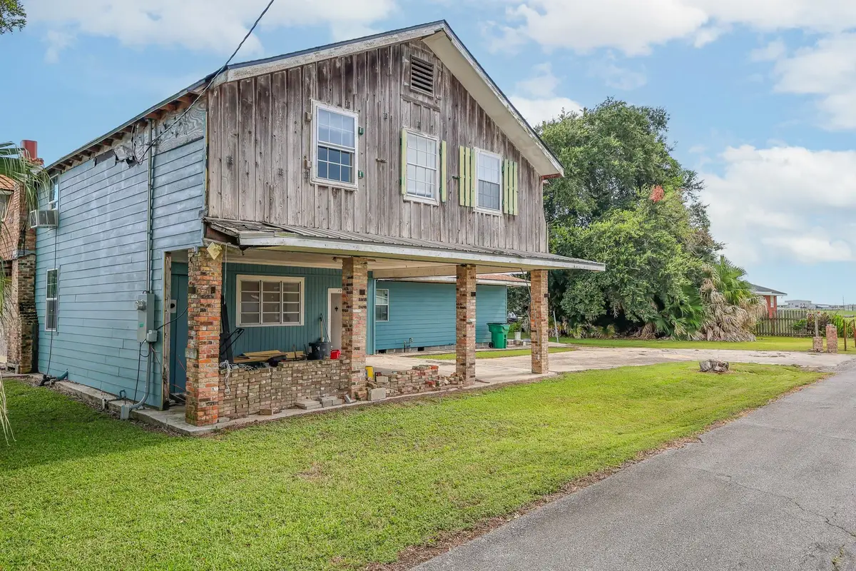 107 West 198th Street, Galliano, LA 70554 - #1