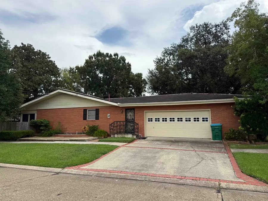 1918 Cedar St, Morgan City, LA 70380 - #2