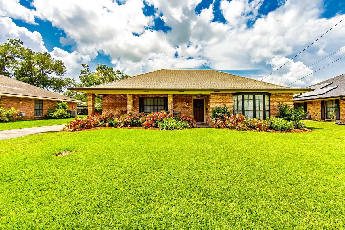 1107 Franklin Ave, Houma, LA 70360 - #1
