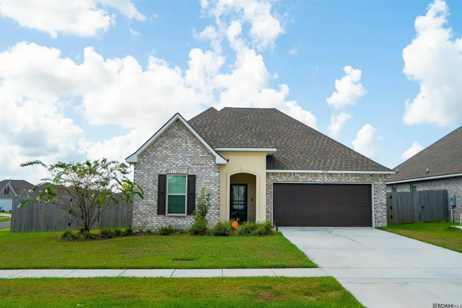 1660 Rangeland Ave, Zachary, LA 70791 - #2
