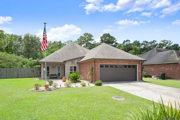 43267 Sycamore Bend Ave, Gonzales, LA 70737