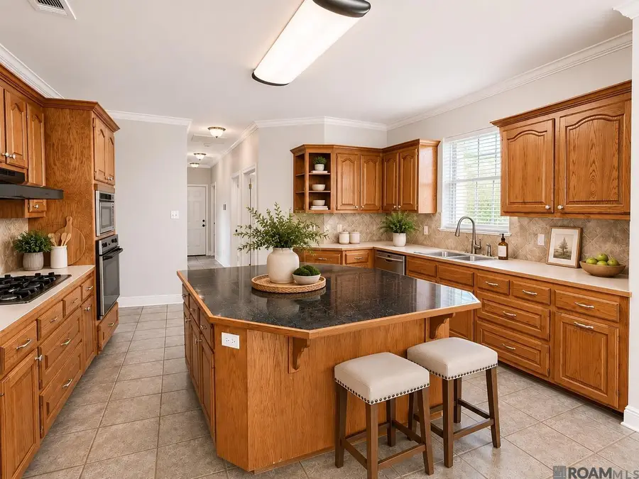 16427 Wesley Evans Rd, Prairieville, LA 70769 - #2