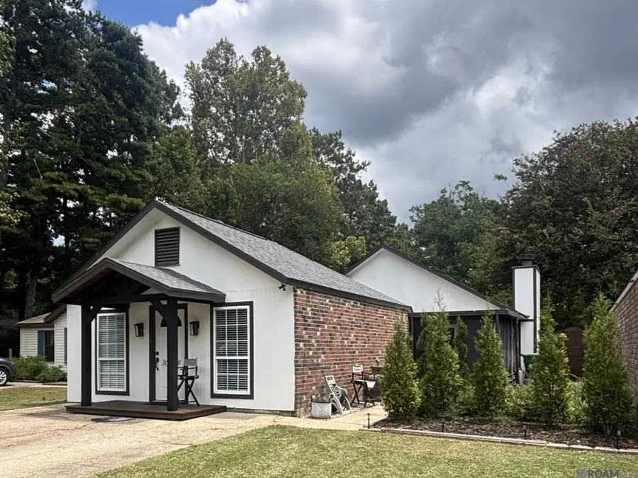 30464 Fairway View Dr, Denham Springs, LA 70726 - #2