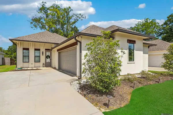 3832 Villa Michel Dr, Baton Rouge, LA 70817