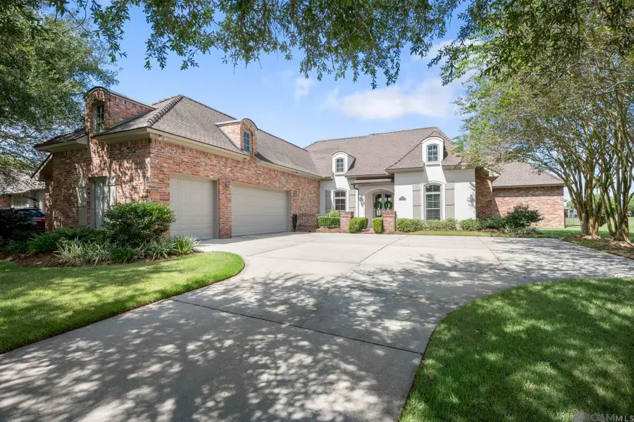 40212 Swan Cir, Gonzales, LA 70737 - #3