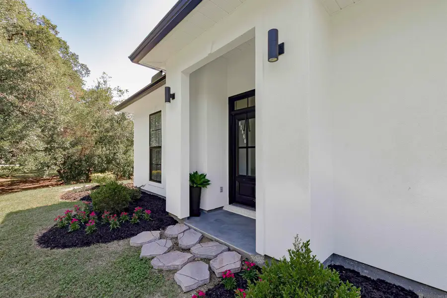 38327 Cornerview Rd, Gonzales, LA 70737 - #3