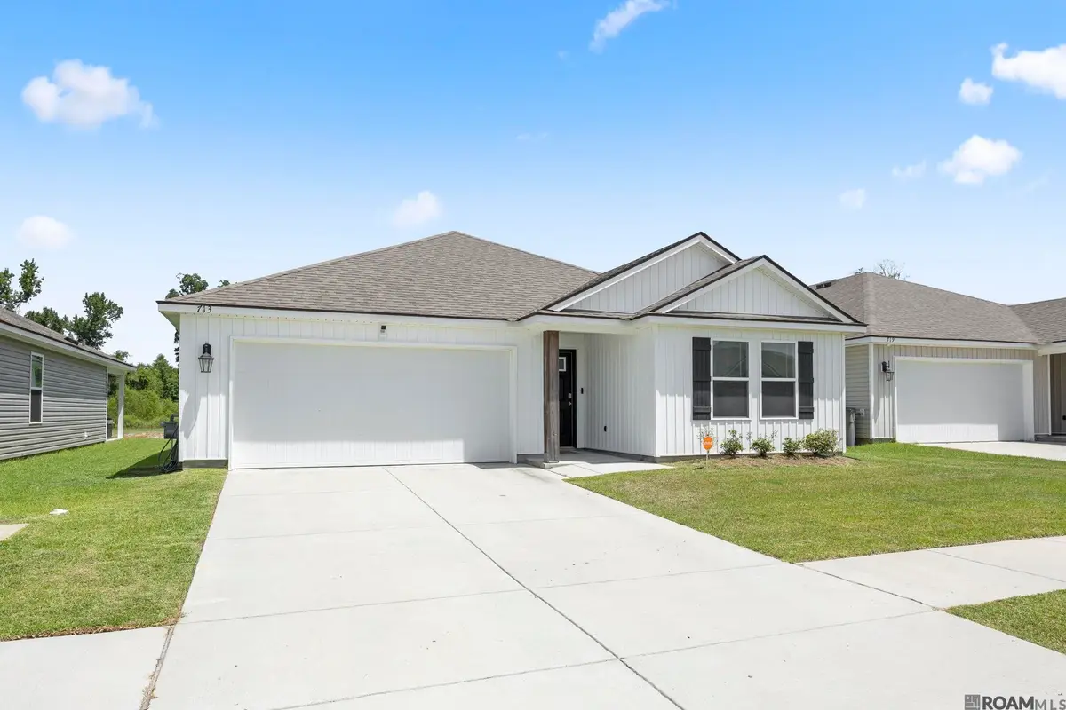 713 Aleppo Ln, Zachary, LA 70791 - #1