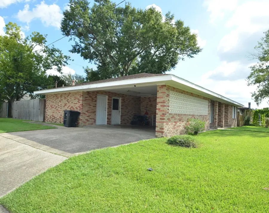 424 Walker Dr, Houma, LA 70364 - #2
