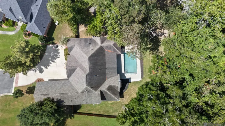 18653 Antebellum Ct, Prairieville, LA 70769 - #2