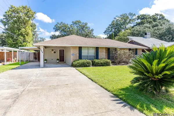 2054 Rowcliff Dr, Brusly, LA 70719