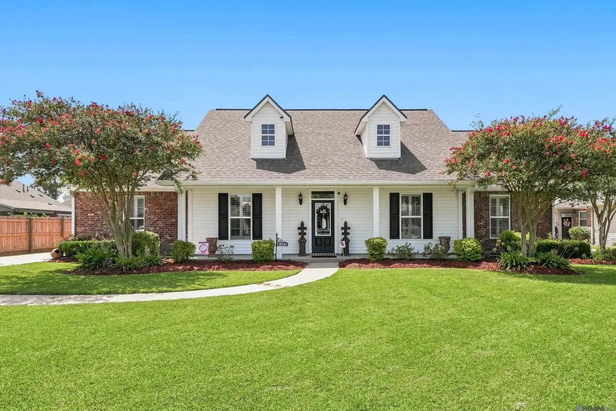 12031 Coueron Dr, Saint Amant, LA 70774 - #1