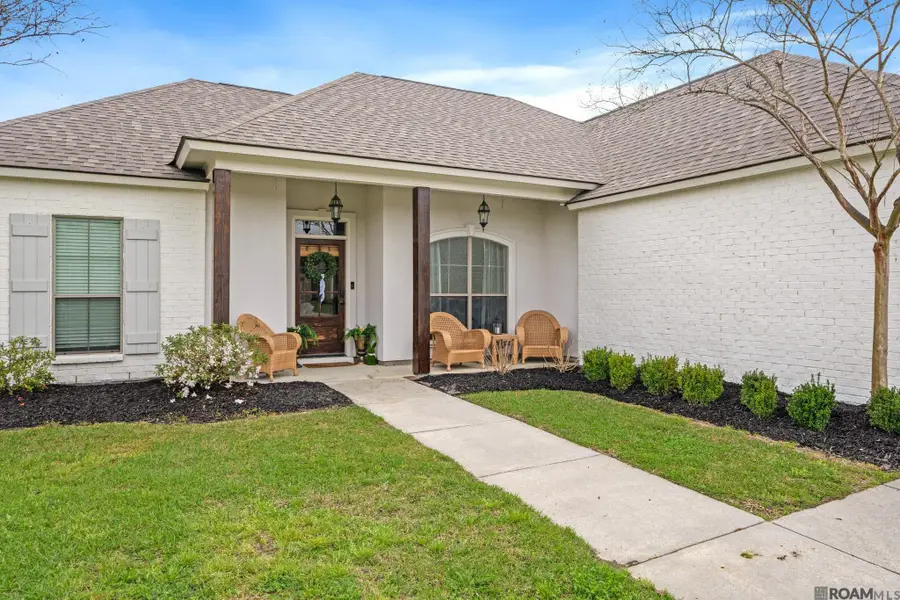 10753 Fenway Ln, Denham Springs, LA 70726 - #3
