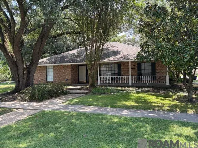 1383 Queen Cathy Dr, Baton Rouge, LA 70816 - #1