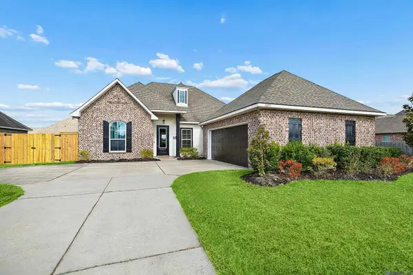 6692 Linwood Dr, Addis, LA 70710