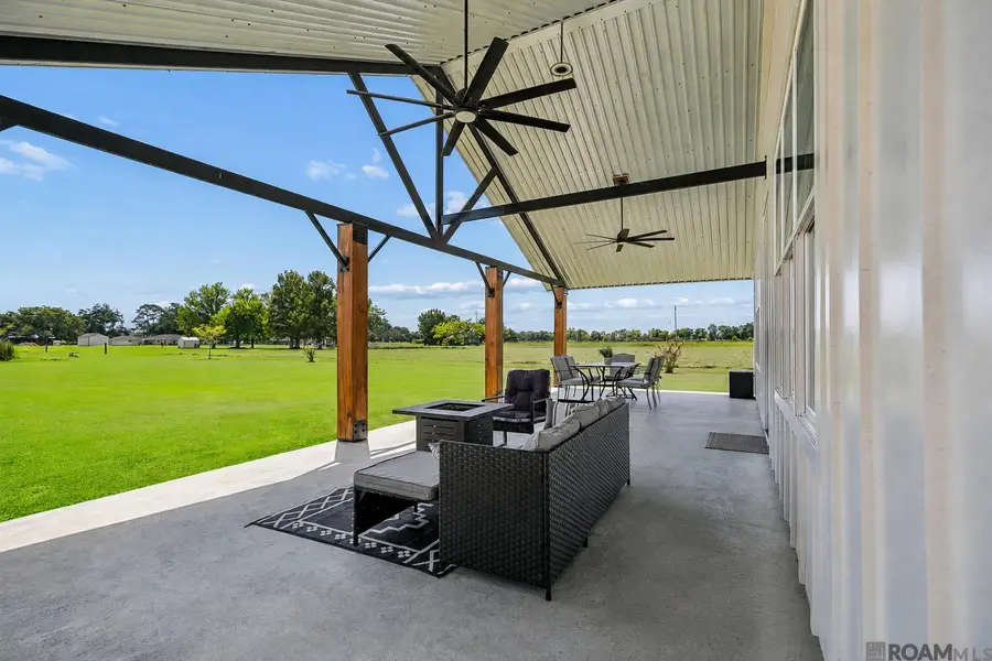 1020 Pete Latiolais Rd, Breaux Bridge, LA 70517 - #3