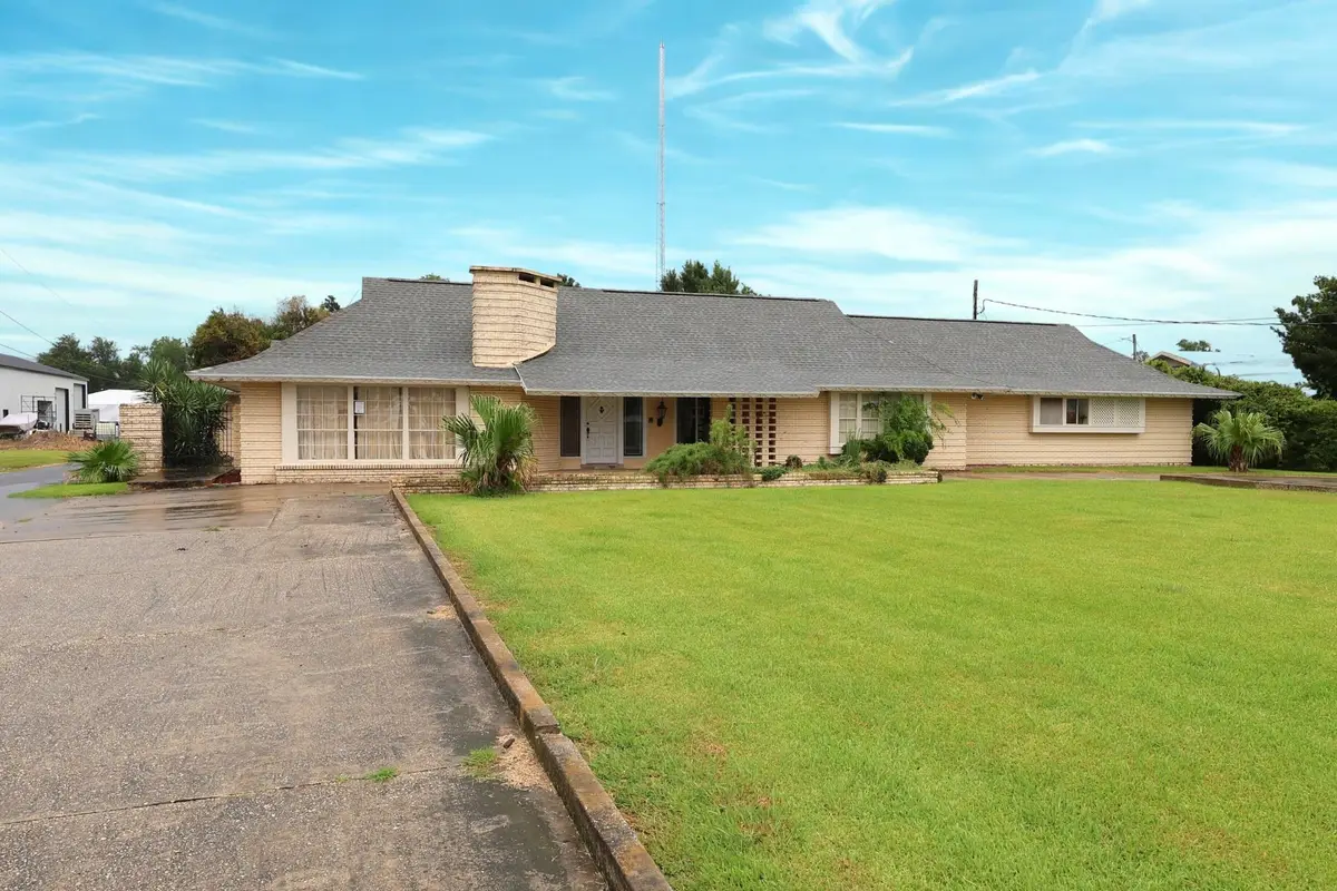 120 East 146th Street, Galliano, LA 70354 - #1