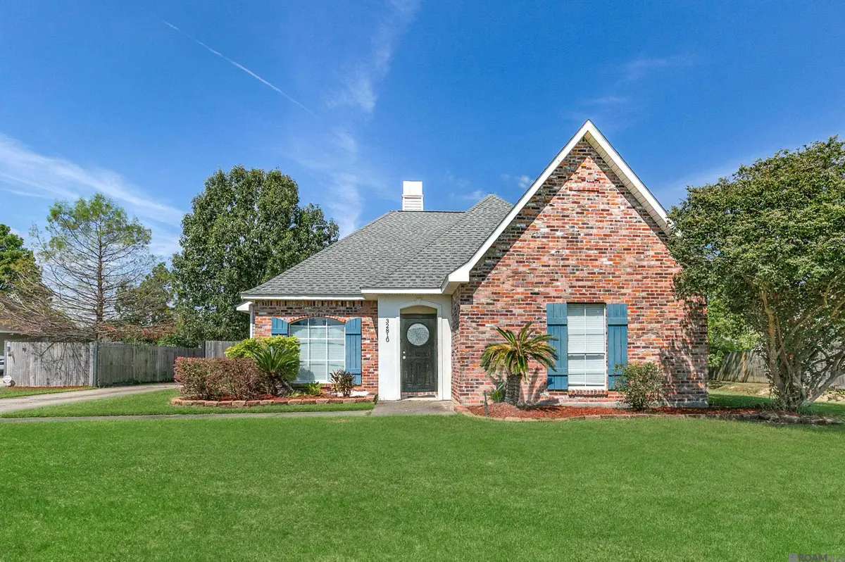 32810 Faulkner Dr, Denham Springs, LA 70706 - #1