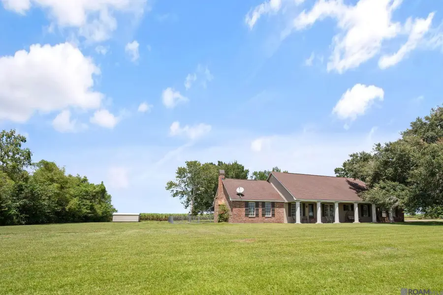 6806 Section Rd, Port Allen, LA 70767 - #3