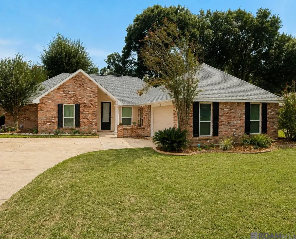 7382 Lake Meadow Dr, Denham Springs, LA 70706 - #1