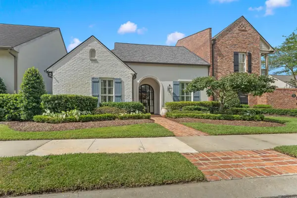 2958 Bocage Lake Ct, Baton Rouge, LA 70809