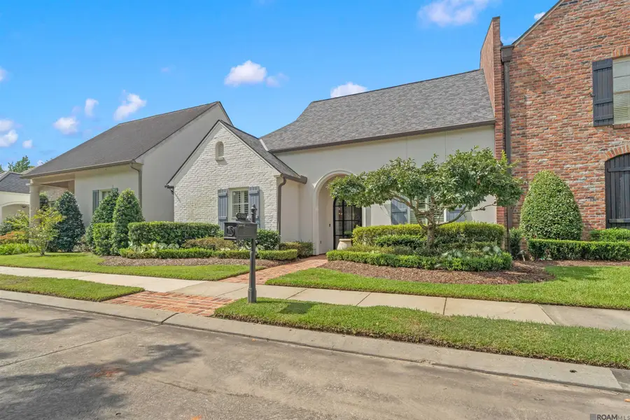 2958 Bocage Lake Ct, Baton Rouge, LA 70809 - #2