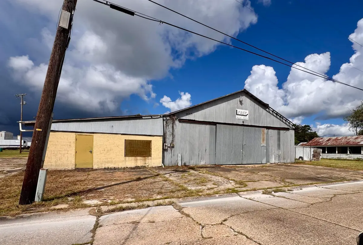 205 Second St, Morgan City, LA 70380 - #1