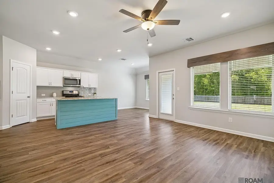 13048 Fowler Dr, Denham Springs, LA 70706 - #3