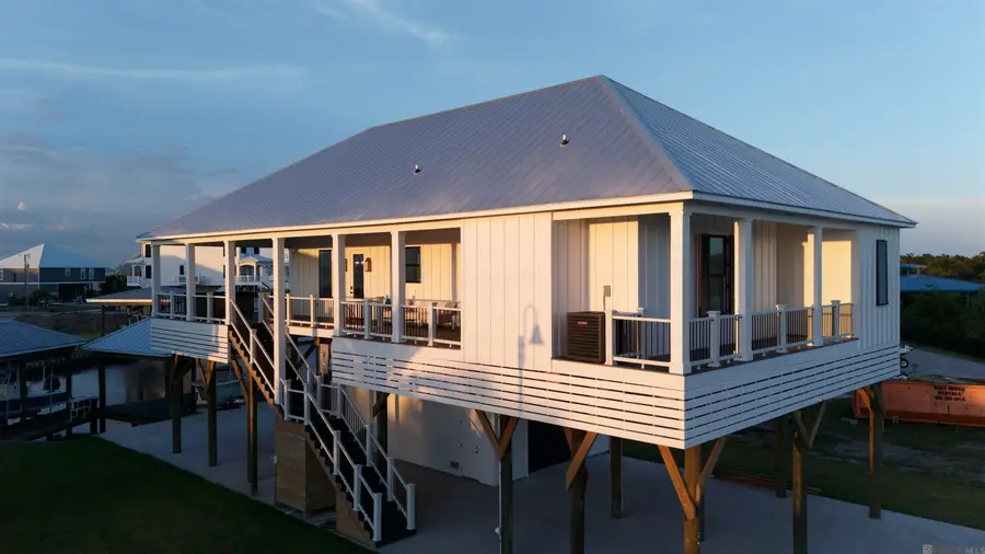 26 Sandy Point Dr, Grand Isle, LA 70358 - #2