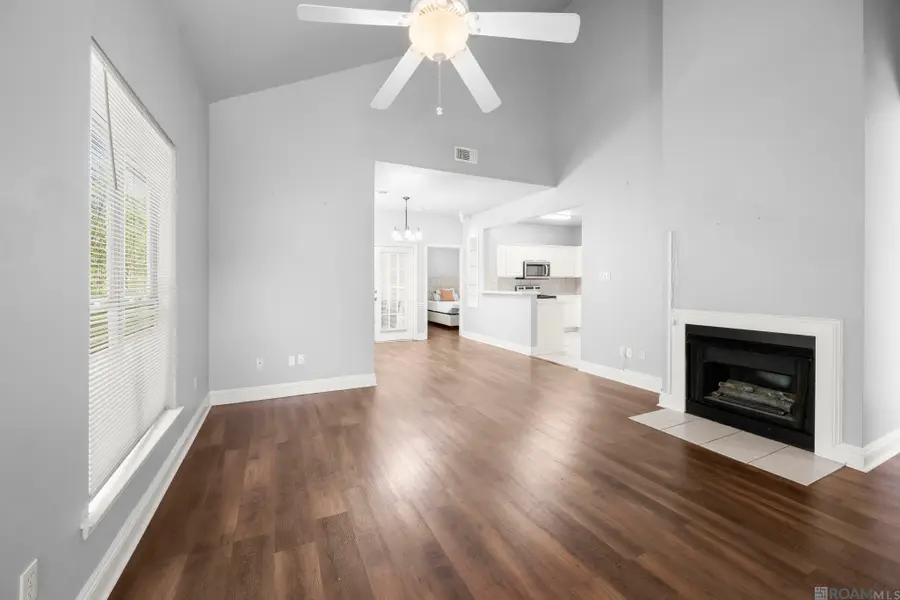 5151 Etta St #3E, Baton Rouge, LA 70820 - #3