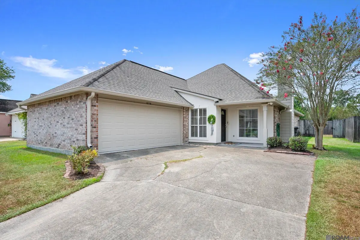 18338 Three Bars Dr, Baton Rouge, LA 70817 - #1